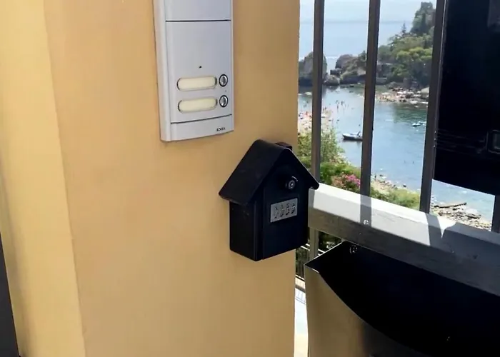 Bed & Breakfast Isola Bella 4*