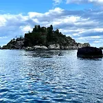 Isola Bella 4*